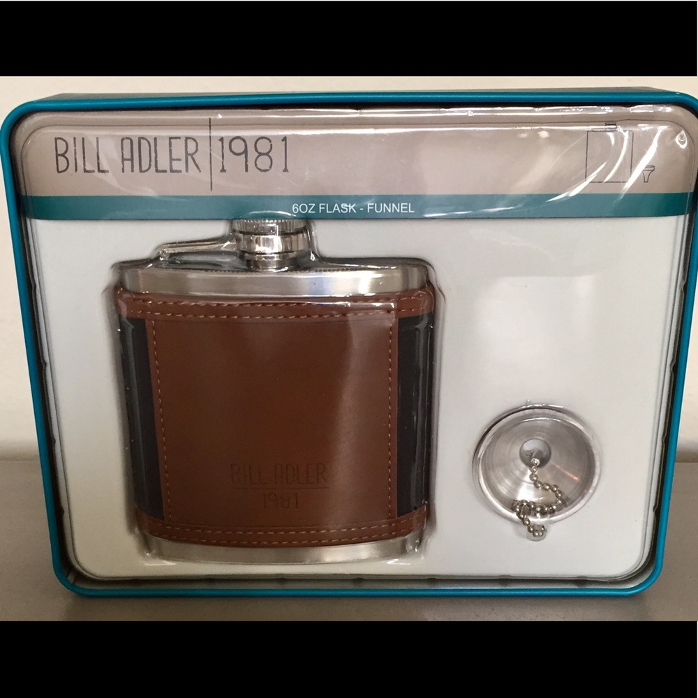 BILL ADLER BROWN CLASSY FLASK - NEW IN BOX